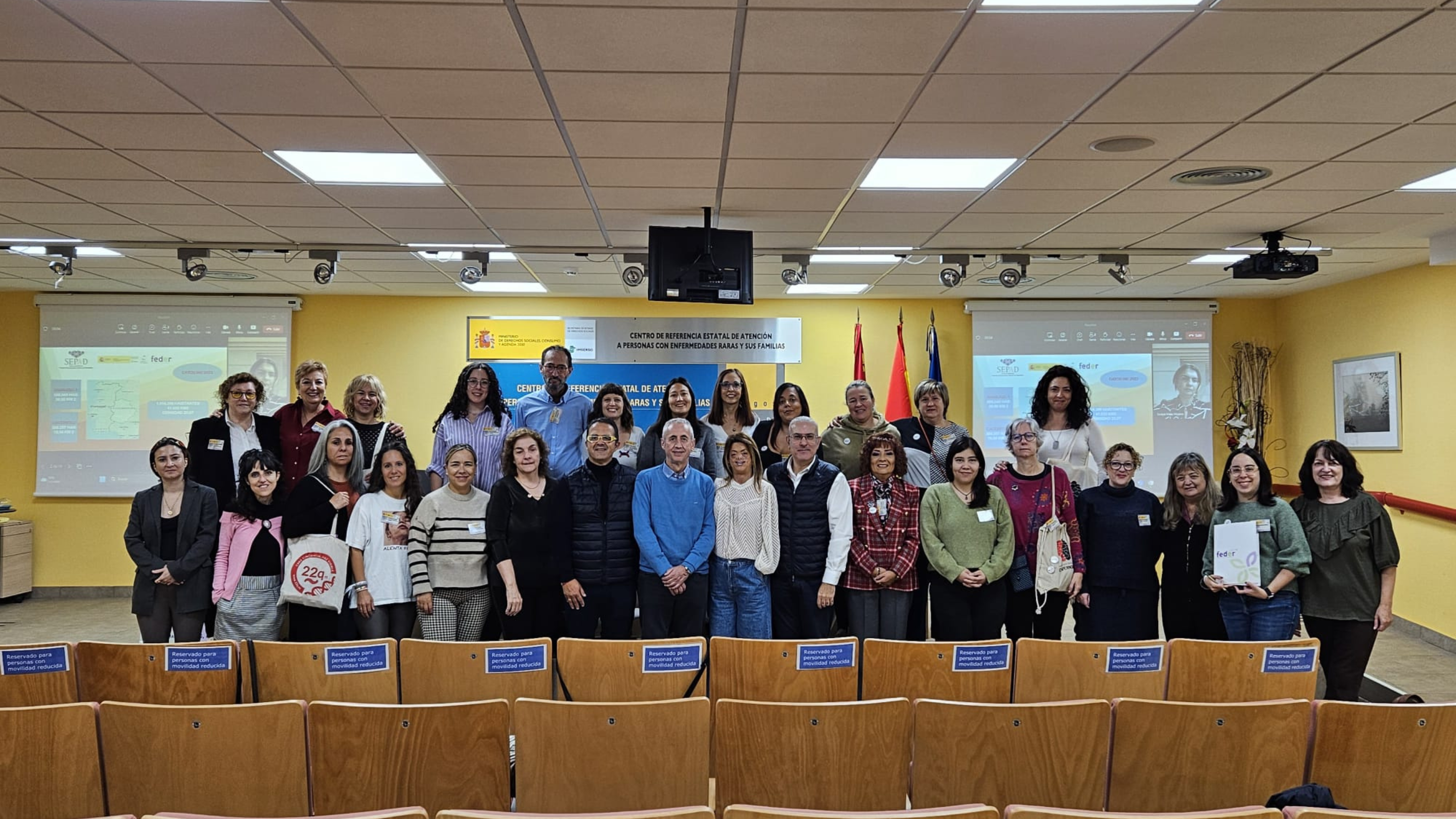 Foto de familia de la XIII Escuela de Formación Creer FEDER Formando lideres inspirando acciones. 24 y 25 de octubre en Burgos