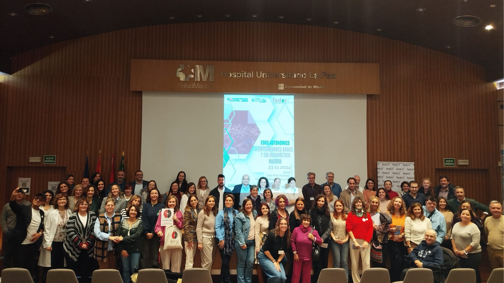 Foto de familia del foro autonómico de enfermedades raras y sin diagnóstico