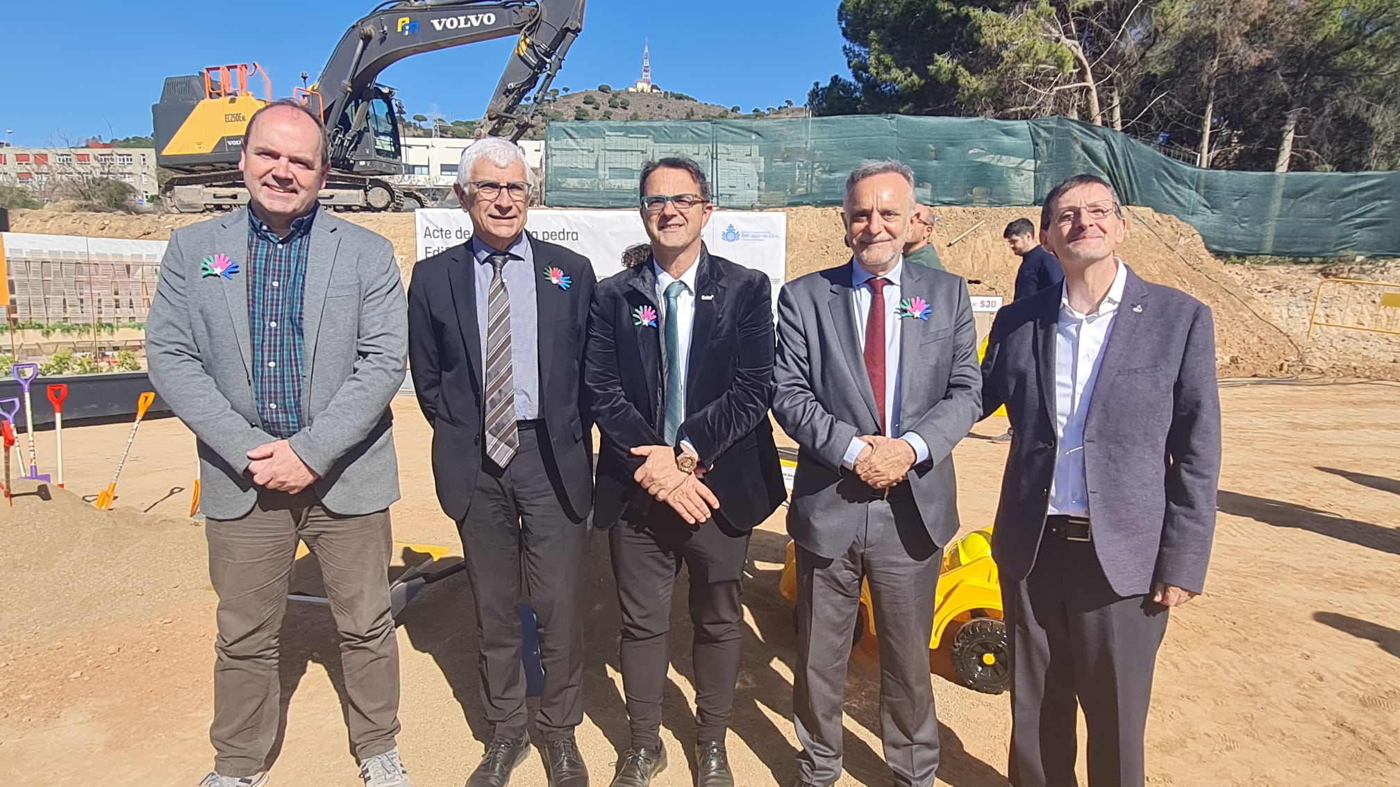 Antonio Cabrera, miembro de la JD y representante territorial en Catalunya, Manel Balcells, consejero de Salud de la Generalitat de Catalunya, Juan Carrión, presidente de FEDER y su Fundación, Manel del Castillo, director gerente del Hospital Sant Joan de Déu y Amador Fernández, Superior Provincial de la Provincia San Juan de Dios España