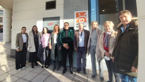 Juan Carrión, Andrés Mayor e Isabel Motero en el encuentro en Asturias